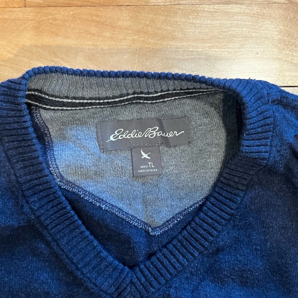 Eddie Bauer Men's Blue Sweater